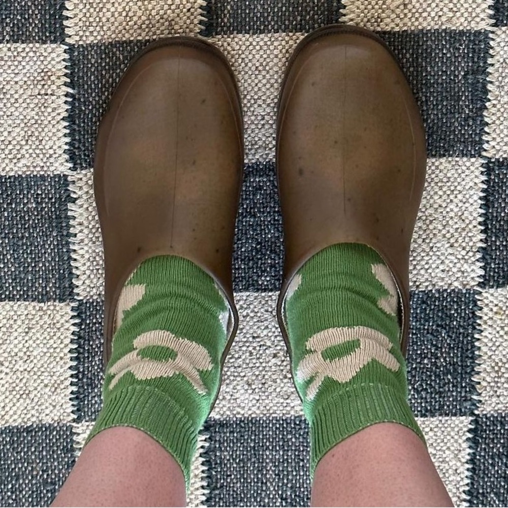 Gently Worn Plasticana Gardana Clogs